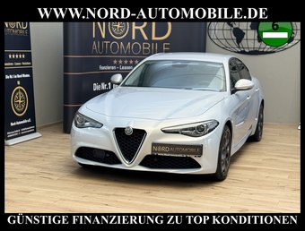 Alfa Romeo Giulia Giulia 2.2 Diesel AUTOMATIK *ACC*KAM*XEN*KEYLESS