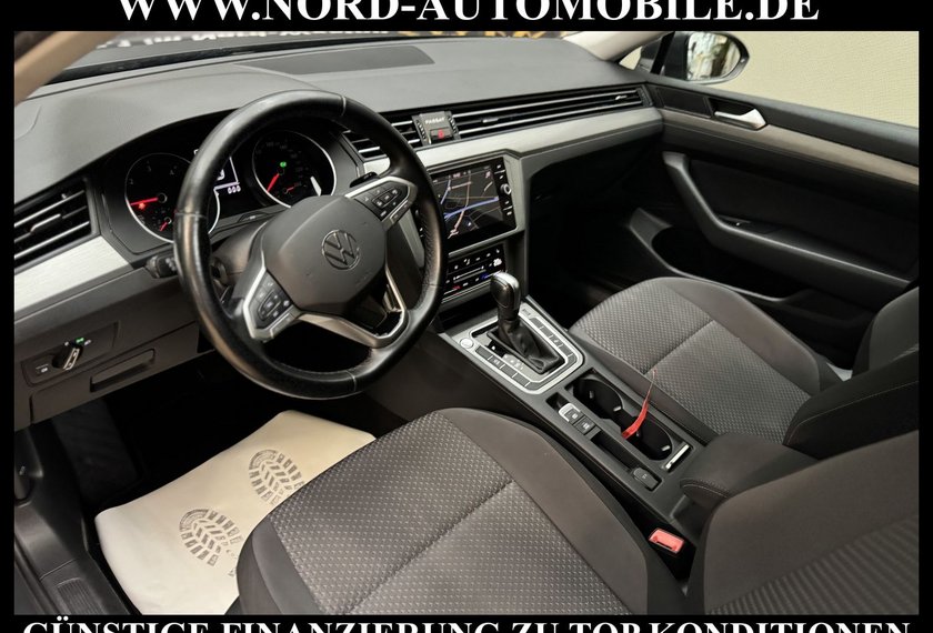 Volkswagen Passat Variant Passat Variant Basic 2.0 TDI DSG Kamera*Navi*LED