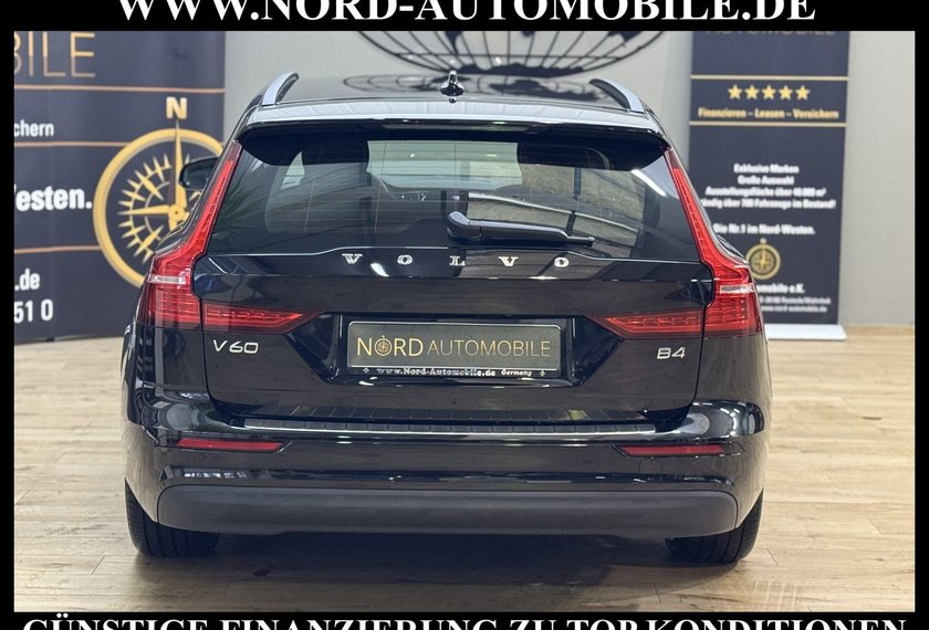 Volvo V60 V60 Kombi B4 Core *AHK*ACC*LED*4xSHZ*UPE:57