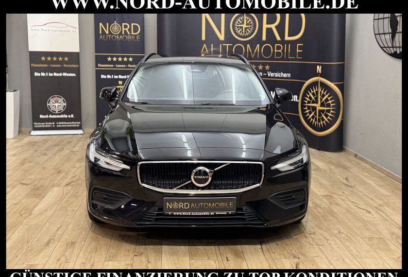 Volvo V60 V60 Kombi B4 Core *AHK*ACC*LED*4xSHZ*UPE:57