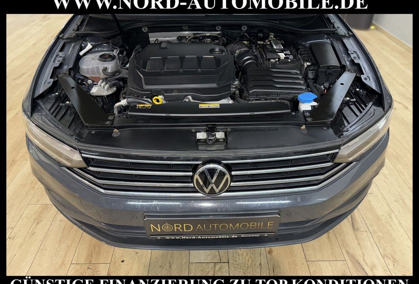 Volkswagen Passat Variant Passat Variant Basic 2.0 TDI DSG Kamera*Navi*LED