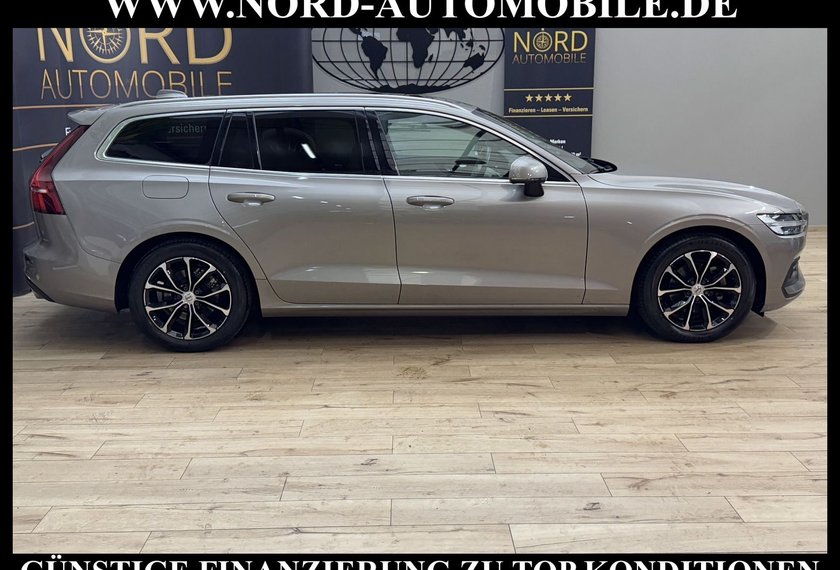 Volvo V60 V60 Kombi D3 Momentum Pro *AHK*Pano*StHz*H&amp;K*Kam