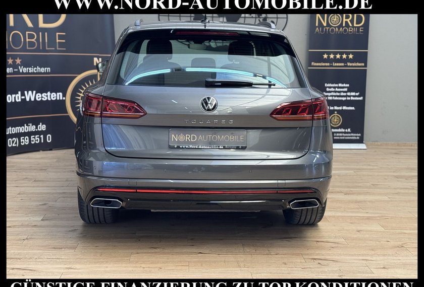 Volkswagen Touareg Touareg 3.0 TDI R-Line Black Style Matrix/21&apos;&apos;/