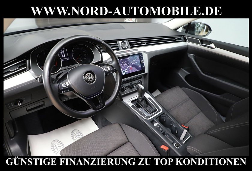 Volkswagen Passat Variant Passat Variant Comfortline 1.6 TDI DSG*Pano*Navi