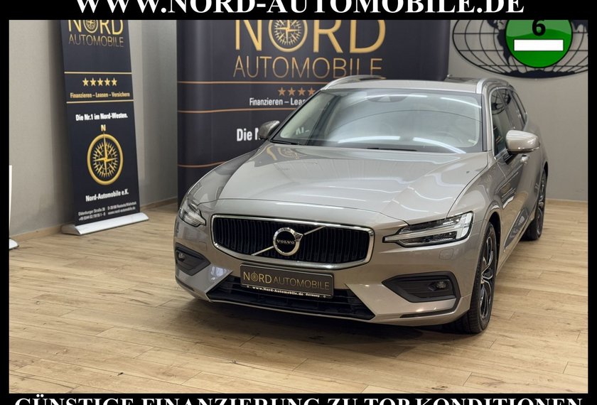 Volvo V60 V60 Kombi D3 Momentum Pro *AHK*Pano*StHz*H&amp;K*Kam