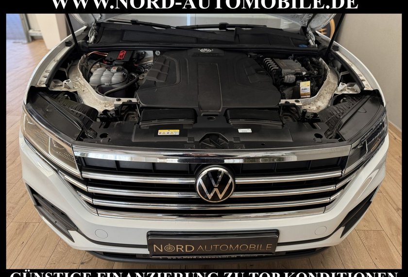 Volkswagen Touareg Touareg 3.0 TDI 4MOT Navi/LED/AHK/Spurhalte