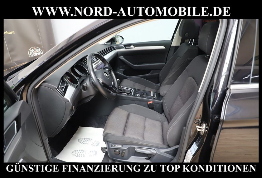 Volkswagen Passat Variant Passat Variant Comfortline 1.6 TDI DSG*Pano*Navi