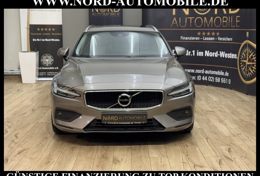 Volvo V60 V60 Kombi D3 Momentum Pro *AHK*Pano*StHz*H&amp;K*Kam