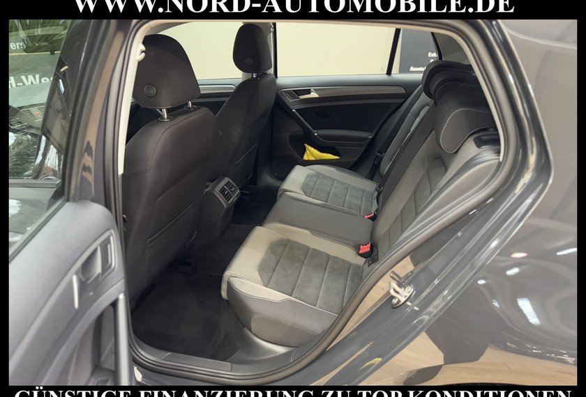 Volkswagen Golf Golf Comfortline 1.6 TDI Navi*PDC*SHZ*16&apos;&apos;*