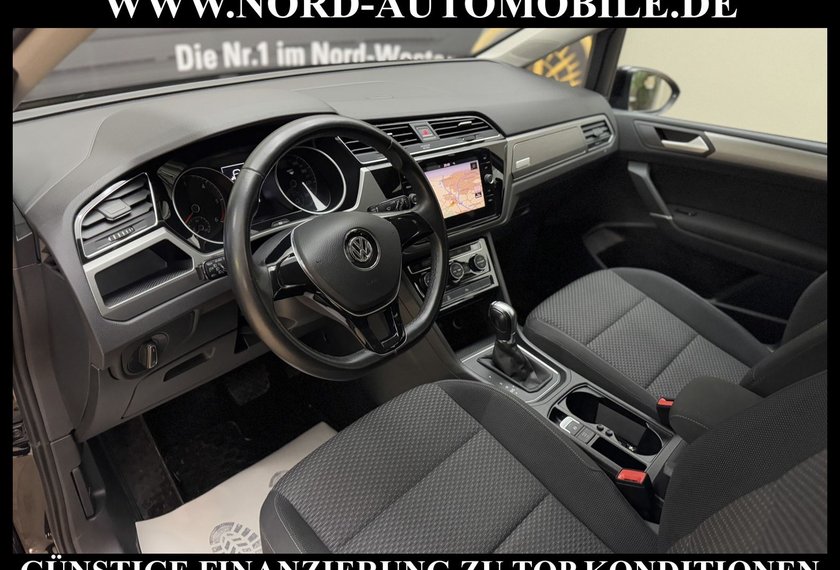 Volkswagen Touran Touran 1.6 TDI Comfortline DSG Navi*PDC*SHZ*