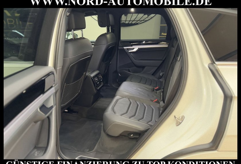 Volkswagen Touareg Touareg R-Line 4Motion 3.0 TDI AHK*LED*Navi*20&apos;&apos;